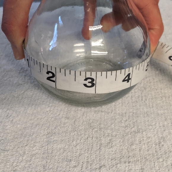 Reserved! Set of 5 Petite Clear Glass Vases - Picture 4 of 8